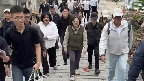 總統級登山團爆紅!小英這句話引網友敲碗