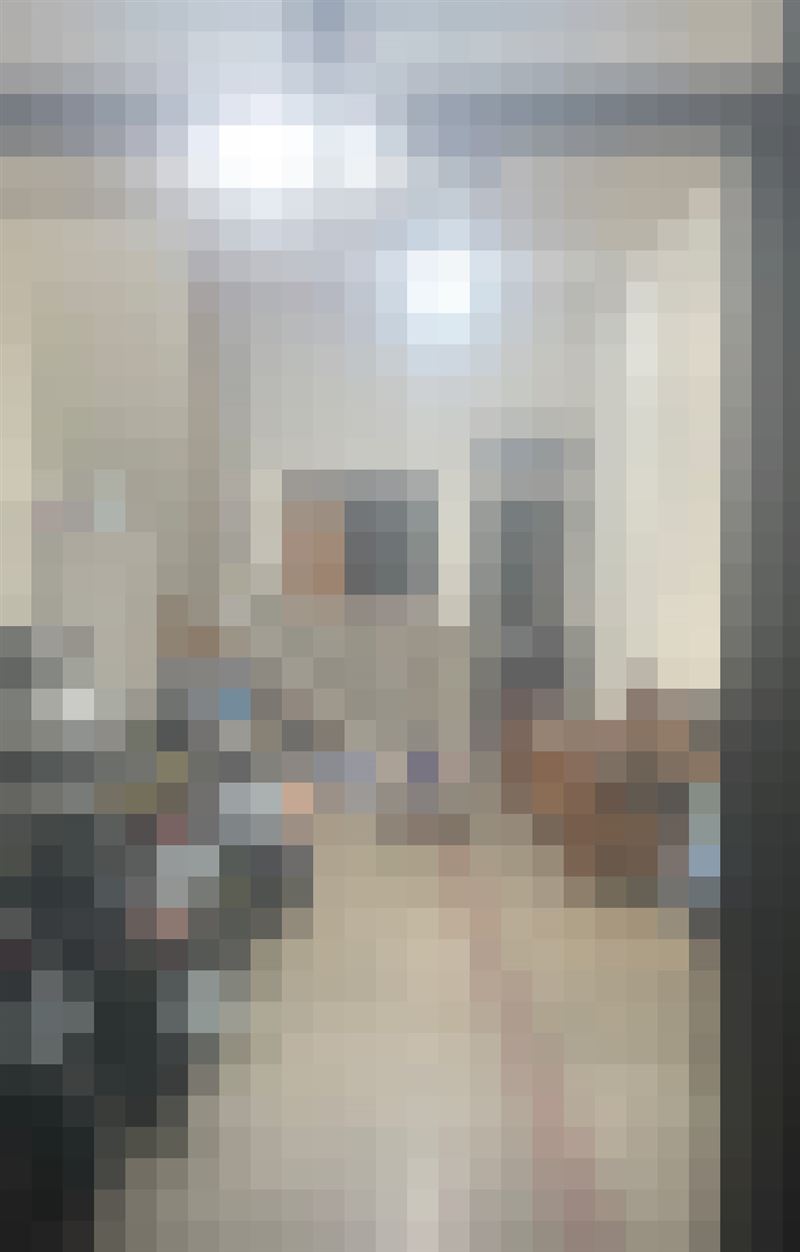 事發的民宅有多名移工賃居,但鄰居一早發現大批警察前來才知出事了。(圖/翻攝畫面)