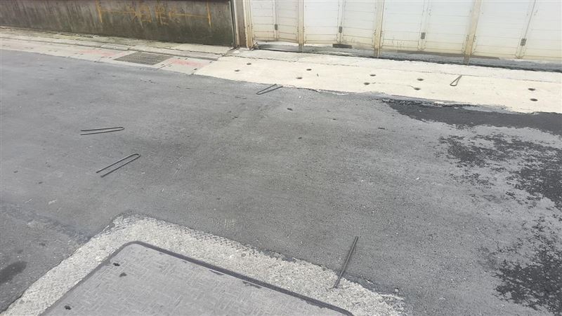 新/北市工安意外 鋼筋掉落砸傷騎士