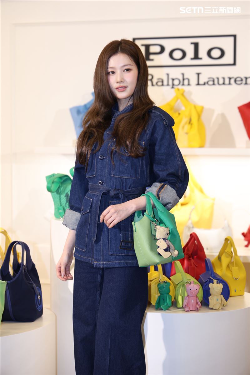 SANA首次獨自在台出席活動。（圖／記者鄭孟晃攝影）