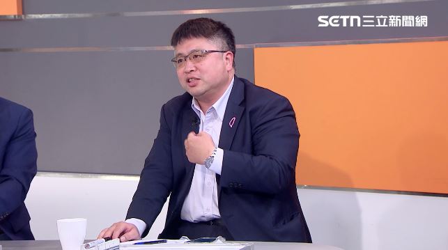 林廷輝分析政治時事。（圖／前進新台灣）