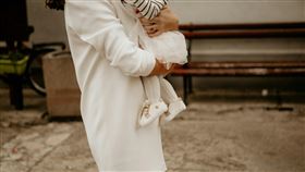 托嬰 保母 （示意圖／unsplash）