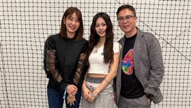 賈永婕,周子瑜,TWICE(圖／翻攝自賈永婕臉書）