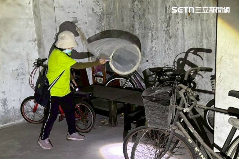 一夜之間,有說有笑的足跡,全成了防疫破口,衛生局立即啟動緊急防治。(圖/翻攝畫面)