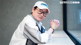 七郎推出新專輯，接受三立新聞網專訪。（圖／記者趙于瑩攝影）