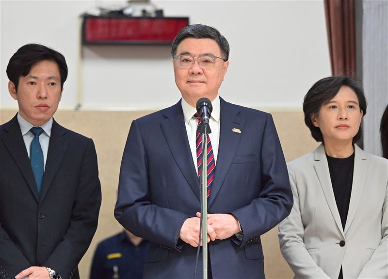 行政院長卓榮泰赴立法院報告並備詢前受訪（圖／行政院提供）