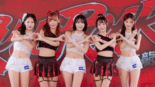 韓援台籍女神Rona現身！同框林襄合體攻蛋