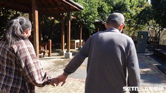 餘生有你／養父母遺棄　唯一家人催淚護他