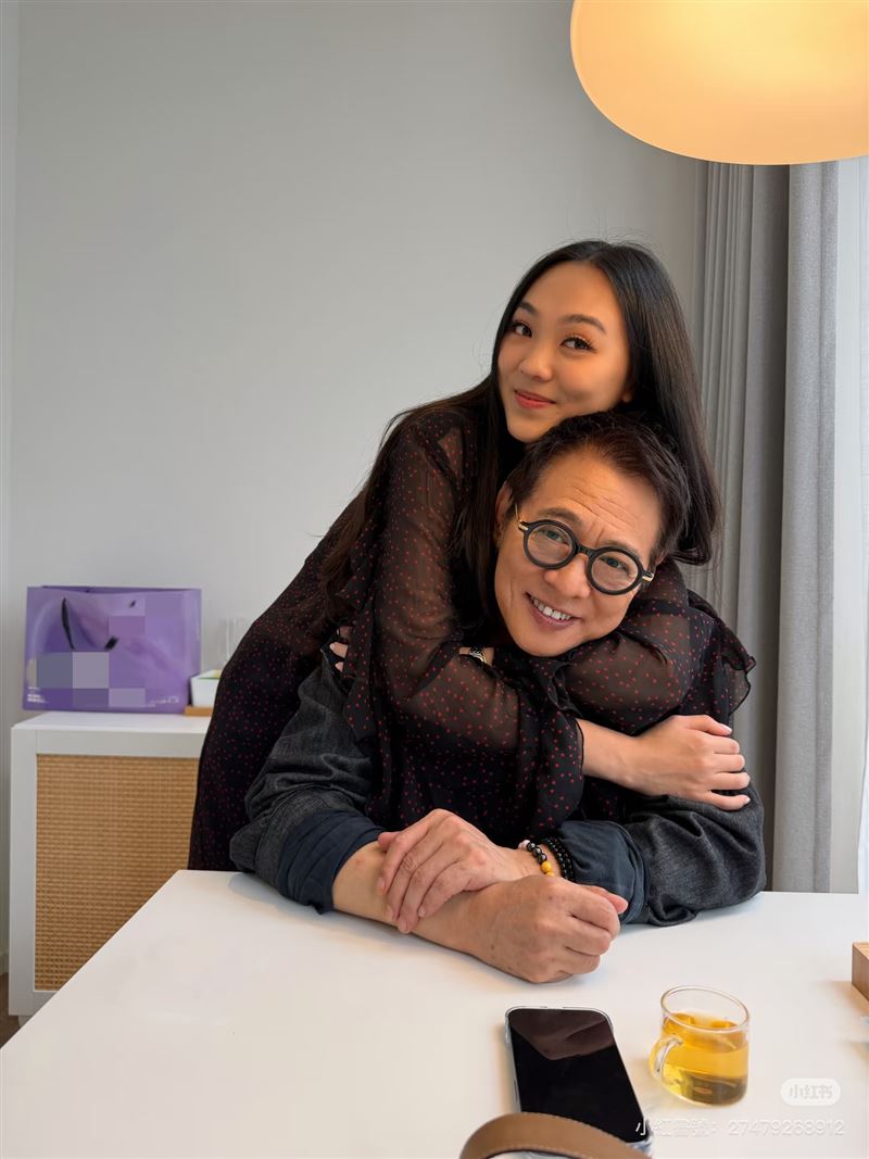 李連杰與女兒的互動引發關注。（圖／翻攝自李連杰小紅書）