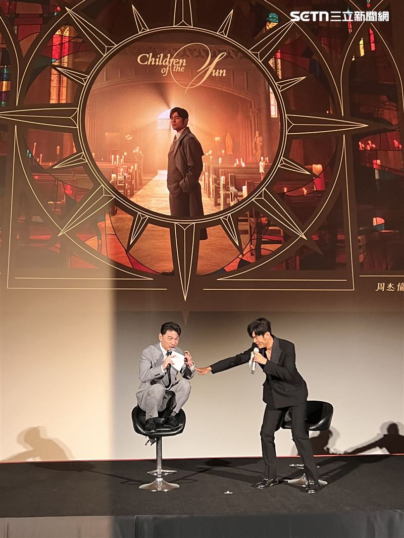 周杰倫舉辦新專輯粉絲見面會,找來好阿Ken擔任主持人。(圖/記者鄭尹翔攝影)