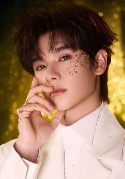 高卿塵（Nine）曾演出泰劇逐月之月2，並透過創造營2021以INTO1出道。（圖／翻攝自高卿塵IG）