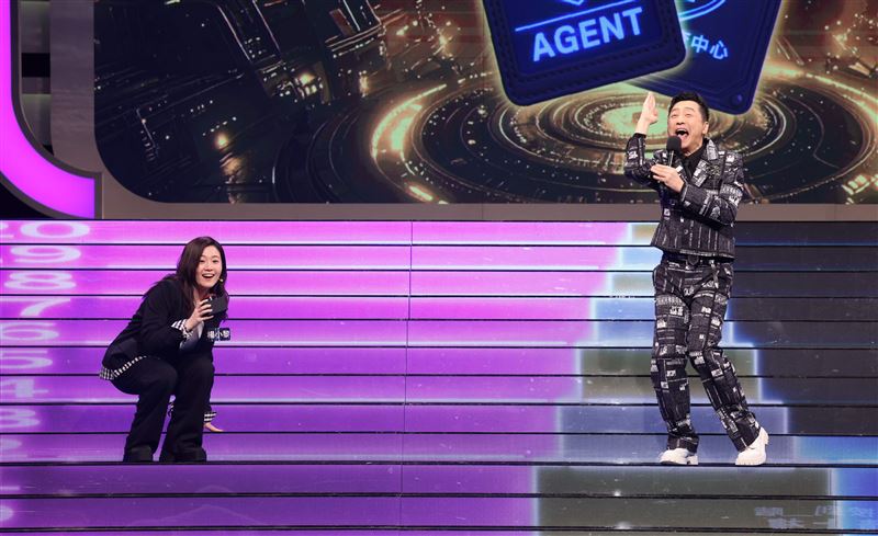 楊小黎則逆勢選擇「○」，答案揭曉後，確實為「○」。（圖／公視提供）