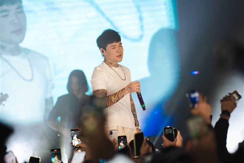 KnowKnow「MR. ENJOY DA MELODY」巡演台北站將在4月登場。（圖／ICON Promotions提供）