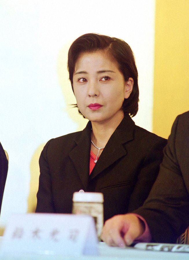 2013年佳那晃子因「蛛網膜下腔出血」昏迷倒地。(圖／翻攝自X)