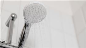 沖澡（示意圖／PIXABAY）