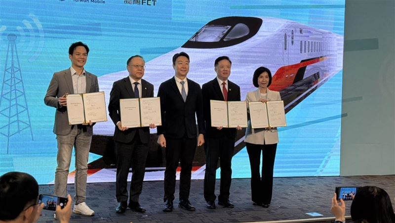 高鐵斷訊掰!3大電信升級隧道內也能追劇