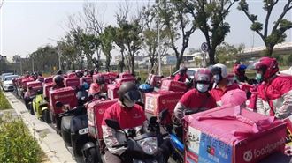 新／Grab併熊貓！防「獎金遭砍」外送血汗