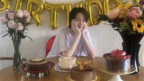 梁詠琪五十歲慶生。（圖／翻攝自臉書）