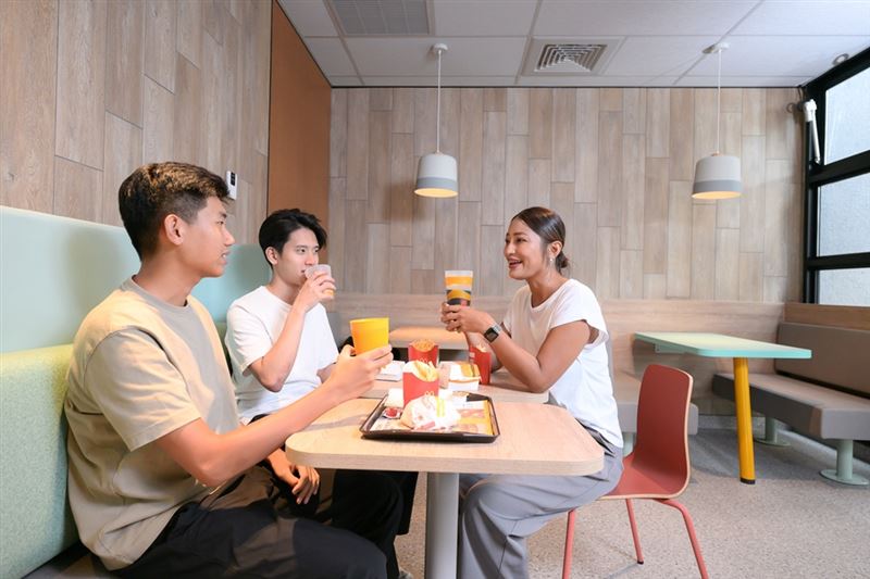 台北舊宗二餐廳也將成為麥當勞綠色守護概念店之一，從建築到用餐環節友善環境。（圖／品牌業者提供）