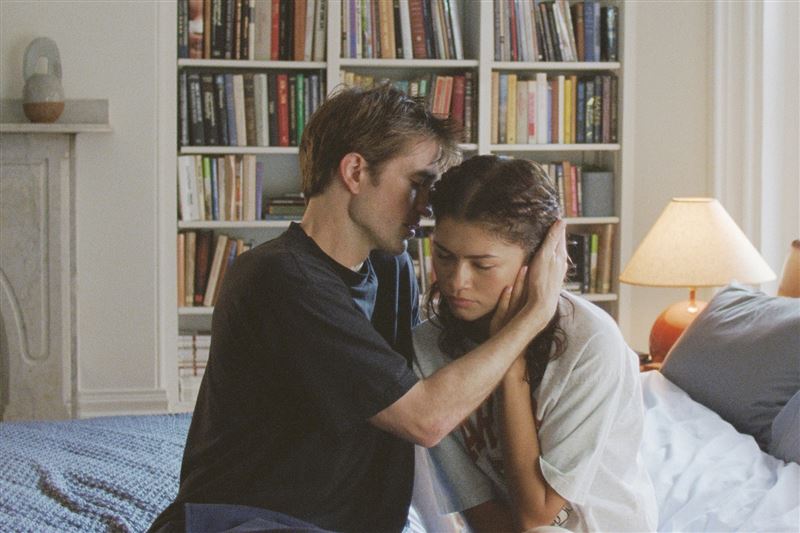 千黛亞（右）透露跟羅伯派汀森（左）熟識之後，才發現對方和印象中不一樣。（圖／采昌國際多媒體提供）