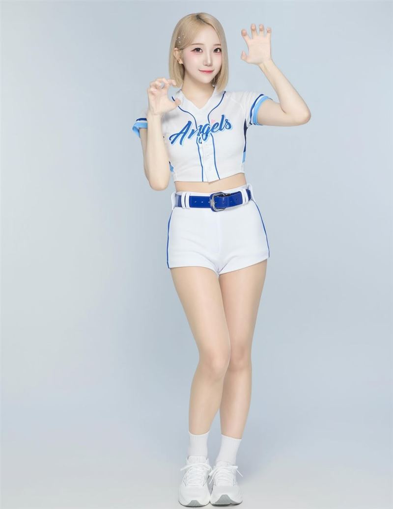 Fubon Angels開季記者會,朴星垠今天右眼戴著眼罩,事後也透露狀況。(圖/記者劉彥池攝影)