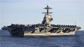 美國航母福特號赴中東執行任務期間，可謂命運多舛。先是發生馬桶管線故障，糞水外流氾濫，官兵沒廁所可上的慘劇。最近則是洗衣間大火，一把燒了800張官兵睡覺的床。（圖／翻攝自X平台 @TWT_UNLEASHED）