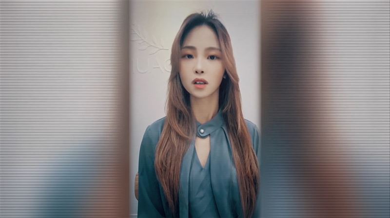 表藝琳從小學到高中長達12年飽受校園霸凌,曾被同學拖入廁所、強壓頭入馬桶。(圖/公視提供)