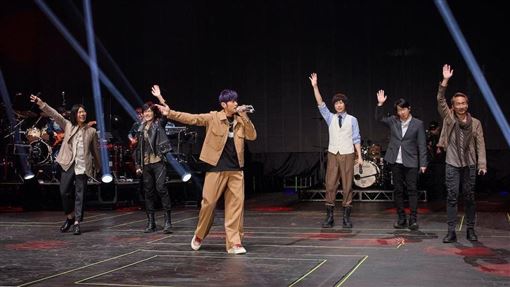 周杰倫發片五月天超挺！演唱會直接幫廣告