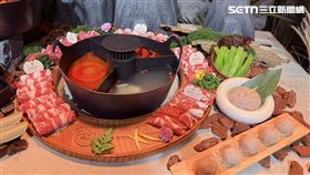 四季花月鍋物。（圖／記者李育道攝影）