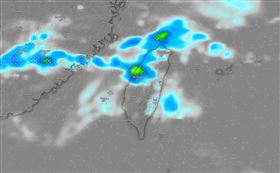 雷雨準備開炸！今晚起變天「9縣市戒備」。（圖／氣象署）