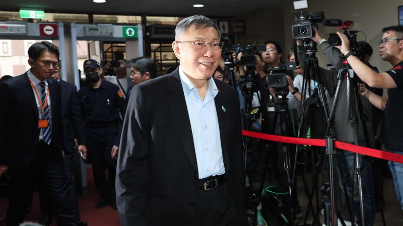 黃國昌喊難以置信:這到底是哪門子賄賂?