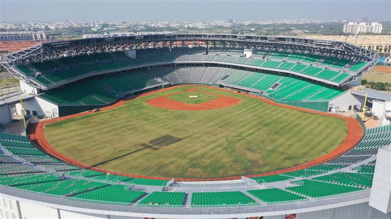 亞太拆座椅了 台南體育局:開幕戰後改善