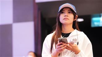 施淑婷氣炸轟：民進黨政治凌虐柯、在玩火