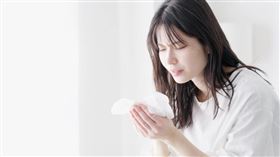 感冒好了仍「嗽」不停！慢性咳嗽是什麼？醫提出現「6」症狀應儘速就醫。（圖／醫健新聞網提供） 