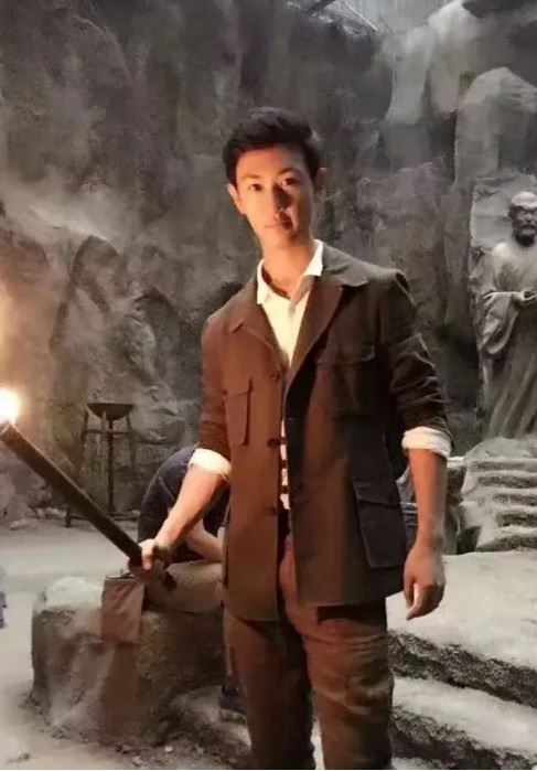 網友爆料Jerry Li有演員夢，曾在多年前的陸劇《遠大前程》裡客串一角，社交平台曾放過劇照。（圖／翻攝自豆瓣平台）