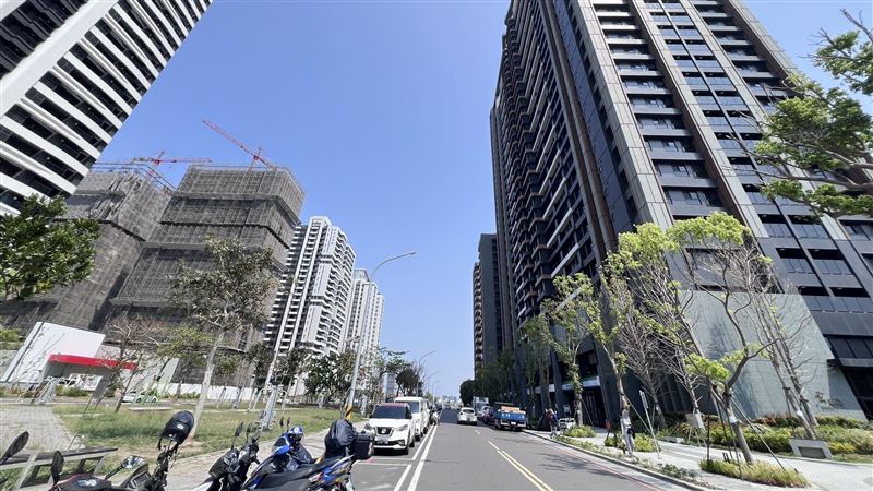 台南市2025年十大熱門申貸件數，安平區「國平北路」在新建案交屋潮挹注下，以748件奪冠。（圖／台灣房屋提供）