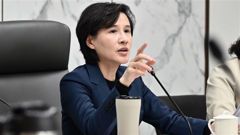 鄭麗君宣布:民生用天然氣、桶裝瓦斯凍漲