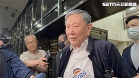 ▲威京集團主席沈慶京籌到加保3000萬，離開法院前吐露對判決結果感到悲憤、難過。（圖／記者楊佩琪攝）