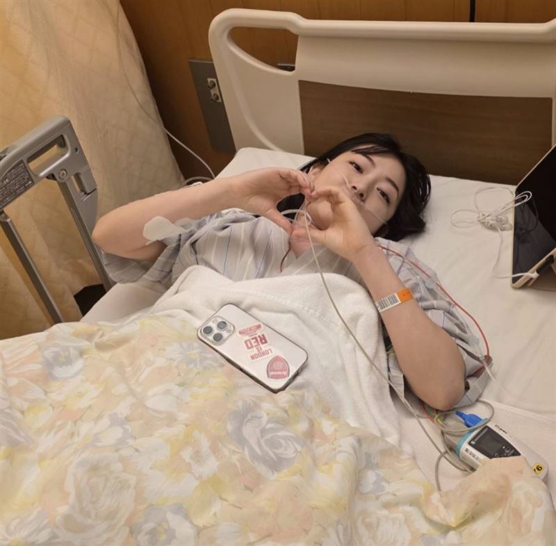 內田真由美坦言罹患罕見疾病。(圖/翻攝自IG)