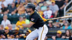 勞爾（Brandon Lowe）新球季首安是2分砲。（圖／美聯社／達志影像）