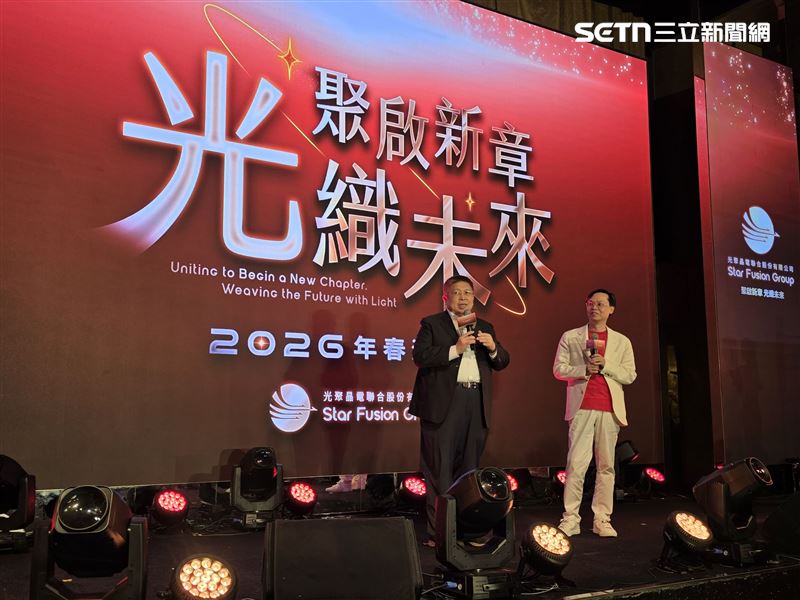 光聚晶電2026春酒 光聚晶電董事長凃俊光(右)、威剛董事長陳立白(左)(圖/記者李宜樺攝影)