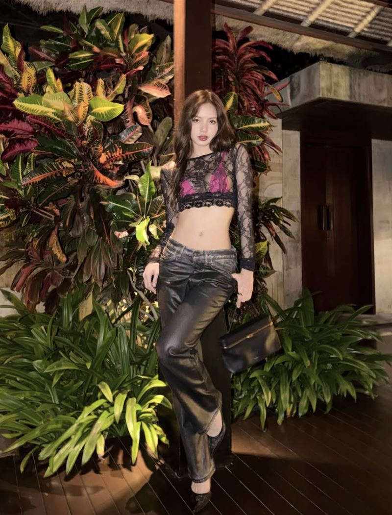 Lisa飛往峇里島度假。（圖／翻攝自IG）