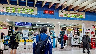 台鐵故障列車大延誤　工會示警人力短缺