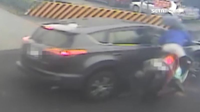 學生下課出車禍 撞轎車噴飛顱內出血搶救