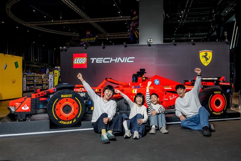 1:1比例Ferrari SF-24樂高模型。（圖／Lego提供）