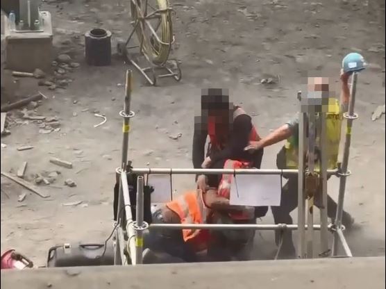 台中火力發電廠發生鬥毆衝突,兩家分包商工人因作業問題大打出手。(圖/翻攝自黑色豪門企業)