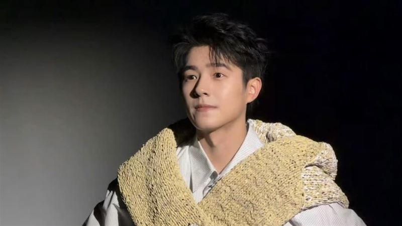 傳秘婚又爆進出陪酒KTV 同場男星說話了