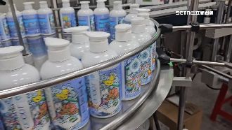 獨／塑膠原料進不來！寵物大牌捧現金搶貨