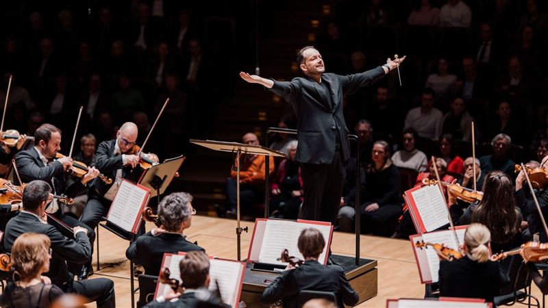 尼爾森斯重磅回歸 萊比錫之聲5月掀狂潮