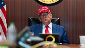 美國轟炸伊朗後，總統川普短暫發表全國談話。▲圖片描述。（圖／翻攝自X平台 @The White House）